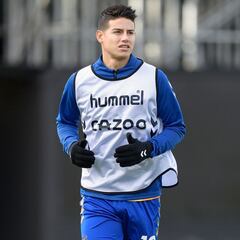 James se queda sin jugar ante varios grandes de Inglaterra