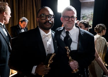 Ryan Coogler y Paul Thomas Anderson durante la 98.ª edición de los premios Oscar 2026 celebrados en el Dolby Theatre.