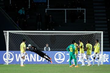 La Selección Colombia empató 1-1 frente a Senegal por la tercera fecha del Grupo C en el Mundial Sub 20. Este resultado le permite clasificar en la primera posición y espera rival en los octavos de final.