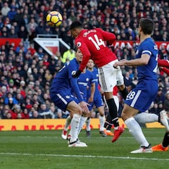 Manchester United y Alexis despiertan para vencer a Chelsea