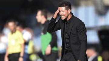 Simeone, en el banquillo de Bala&iacute;dos. 