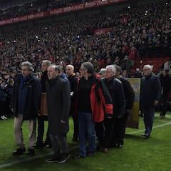 Quini se hace eterno en su adiós con 14.000 espectadores