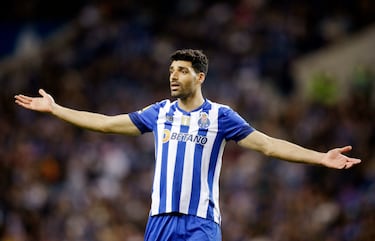 Mehdi Taremi sigue destacando: 23 goles y decisivo en la victoria en el clásico luso