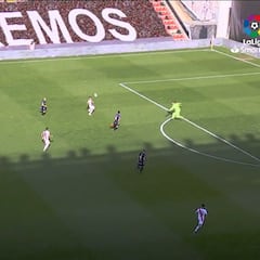 ¿Esto es zona DOGSO? La jugada que enseguida se comparó con la del Atalanta-Madrid