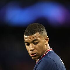 Barcelona target audacious Mbappé steal from Real Madrid