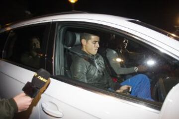 En el minuto 26 tuvo que ser sustituido por Jesé. Tiene una rotura del quinto metatarsiano del pie derecho. Esa misma noche acudió a la Clínica Sanitas La Moraleja.