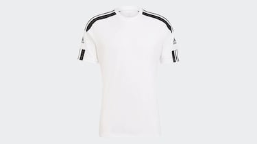 Juega fresco y sin sudor con la camiseta de fútbol Adidas Squadra 21
