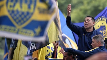 In this photo released by Telam Argentine former footballer and Boca Juniors vicepresident Juan Rom�n Riquelme (R) leads a demonstration to protest against the suspension of the elections at the 'xeneize' club ordered by the courts, on December3, 2023, in Buenos Aires. (Photo by Julian ALVAREZ / TELAM / AFP) / Argentina OUT / RESTRICTED TO EDITORIAL USE - MANDATORY CREDIT "AFP PHOTO / TELAM - JULIAN ALVAREZ " - NO MARKETING - NO ADVERTISING CAMPAIGNS - DISTRIBUTED AS A SERVICE TO CLIENTS