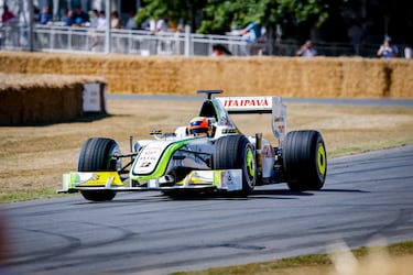 El Brawn-Mercedes BGP 001 es del año 2009. Este coche fue el vehículo con el que Brawn GP compitió en el campeonato de Fórmula 1 de 2009, logrando el campeonato de pilotos con Jenson Button y el campeonato de constructores. 