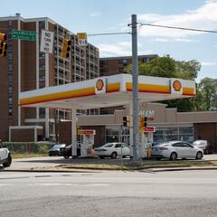 How could the conflict between Israel and Iran affect gas prices in the US?