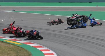 Las imágenes de la accidentada salida en Montmeló