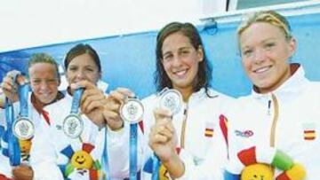 <b>CINCO METALES EN NATACIÓN. </b>María Fuster, Erika Illune Gorbea, Erika Villaecija y Tatiana Rouba ganaron la medalla de plata en el relevo 4x200 en el primer día de la natación.