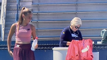 Charo Esquiva, al final de su partido contra Sara Saito en el US Open.