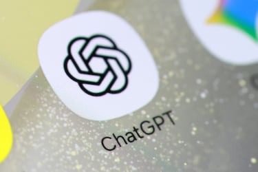 ChatGPT tiene una versión que nunca podrás usar: está personalizada para fines bélicos
