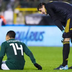 Chicharito espera entrenar esta semana; podría reaparecer ante Manchester City