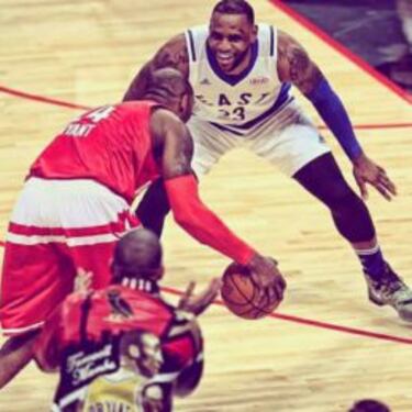 Curry, nuevo propietario de la chaqueta de Drake de Kobe