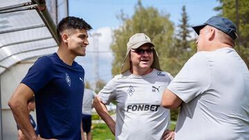 “Gracias por ayudarme a crecer y a cumplir mis sueños: jugar por la Roja y ahora llegar a Europa”