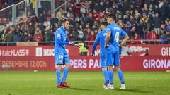 Los jugadores del Fuenlabrada, en el partido ante el Girona.