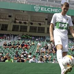 Gumbau: "Puedo jugar en cualquier posición del centro campo"