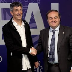 Aperribay habla de fin de ciclo y desvela que negocian con Olabe