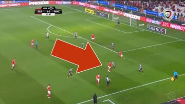 El jugadón estratosférico de Joao Félix en el Benfica: elimina a 5 rivales con 3 toques...comparen