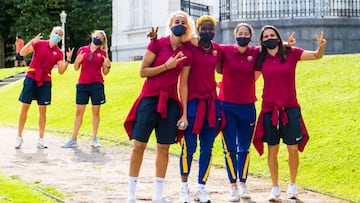 Jugadoras del Barça en la previa al partido del Wolfsburgo.
