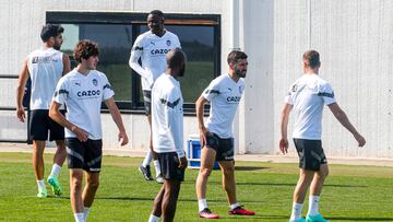06/04/23
ENTRENAMIENTO DEL VALENCIA CF - JOSE LUIS GAYA