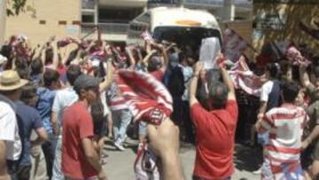 Elche o Granada cruzan hoy las puertas del cielo