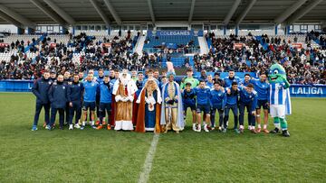 03/01/24 ENTRENAMIENTO CD LEGANES PUERTAS ABIERTAS
FOTO FAMILIA CON LOS TRES REYES MAGOS 
MASCOTA 