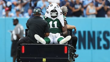 NASHVILLE, TENNESSEE - SEPTEMBER 15: Jermaine Johnson #11 of the New York Jets is carted off the field during the second half against the Tennessee Titans at Nissan Stadium on September 15, 2024 in Nashville, Tennessee. Justin Ford/Getty Images/AFP (Photo by Justin Ford / GETTY IMAGES NORTH AMERICA / Getty Images via AFP)