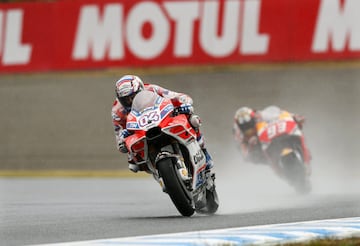 Duelo bajo la lluvia de Motegi entre Dovizioso y Márquez