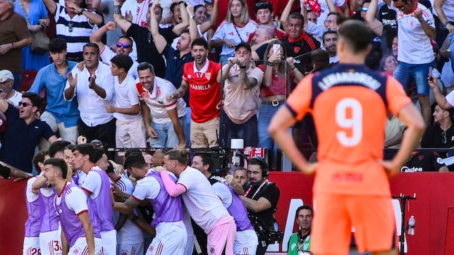 El Sevilla aplasta al ‘BlandiBarça’