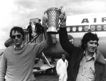 Clifford Luyk y Vicente Paniagua, con la Copa de Europa.