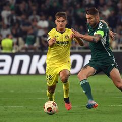 El Villarreal pierde a un apenado Denis Suárez por varias semanas