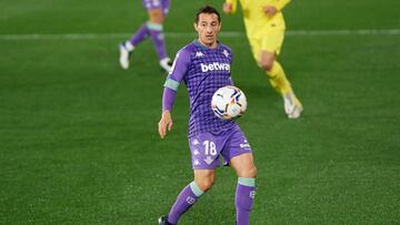 Guardado, ante el Villarreal.