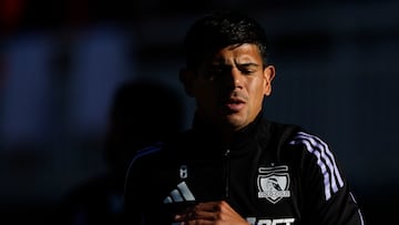 Futbol, Deportes Limache vs Colo Colo.
Fecha 6, fase de grupos, Copa Chile 2025.
El jugador de Colo Colo Esteban Pavez es fotografiado durante un partido del grupo B contra Deportes Limache disputado en el estadio Lucio Farina de Quillota, Chile.
10/05/2025
Andres Pina/Aton Chile
Football, Deportes Limache vs Colo Colo.
6th turn, group stage, 2025 Copa Chile Championship.
Colo Colo player Esteban Pavez is pictured during a Copa Chile Championship match against Deportes Limache at the Lucio Farina stadium in Quillota, Chile.
10/05/2025
Andres Pina/Aton Chile