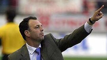 <b>INTERNACIONALES. </b>El trabajo de Caparrós con la cantera ha llevado a muchos jugadores a la Sub-21.