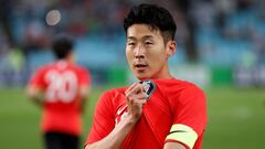 Son Heung-Min celebrates celebra un gol