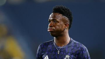 Soccer Football - Spanish Super Cup - Semi Final - Real Madrid v Atletico Madrid - Al-Awwal Park, Riyadh, Saudi Arabia - January 10, 2024 Real Madrid's Vinicius Junior during the warm up before the match REUTERS/Juan Medina