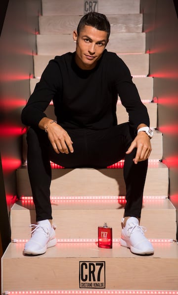 MADRID, SPAIN - SEPTEMBER 07:  Crisitiano Ronaldo celebrates the launch of his new frangrance CR7 on September 7, 2017 in Madrid, Spain.  (Photo by David Ramos/Getty Images for CR7)