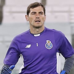 Casillas puede acabar en el PSG