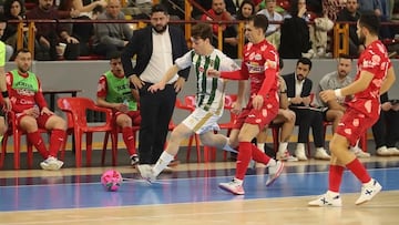 ElPozo sufre, pero es más líder