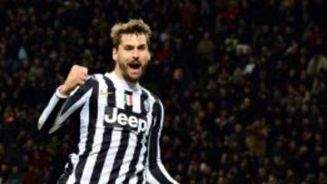 Llorente y T&eacute;vez hunden al Mil&aacute;n y disparan al Juventus 