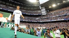Cristiano Ronaldo: Juventus to unveil star behind closed doors
