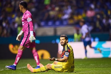 Henry Martín vuelve a abandonar al América