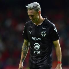 Iker Casillas trolleó a Miguel Layún en Twitter