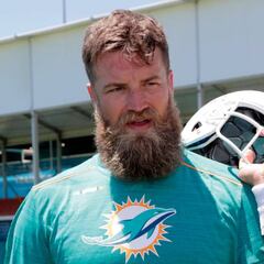 Ryan Fitzpatrick se reporta con exceso de kilos a Miami