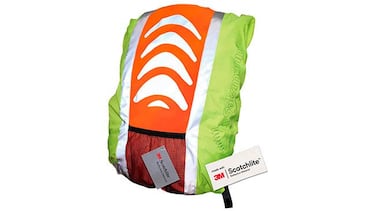 ¿Cómo equiparse para la lluvia? Reunimos los accesorios básicos para no mojarse