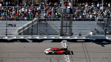 Porsche vuelve a reinar en Daytona