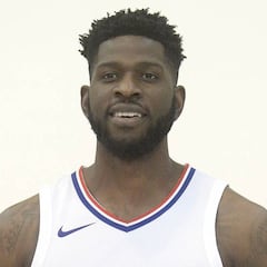 Una ETS y una denuncia acaban con un fichaje de los Lakers